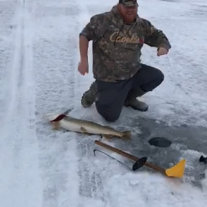 Canada Icefishing Pike