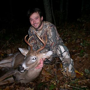 Bow Hunting White-tailed Deer in USA