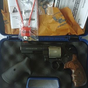 Smith & Wesson 329 PD Revolver
