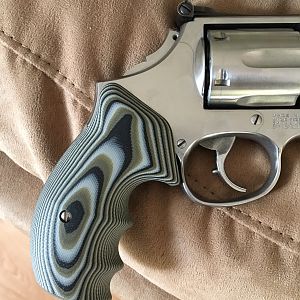 Smith & Wesson Revolver