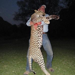 South Africa Hunt Leopard