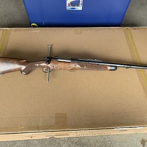 Dakota Arms Rifle Model 76 - 458