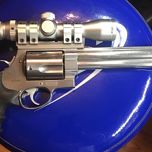 Smith & Wesson X-Frame 460XVR Large bore five-shot Revolver
