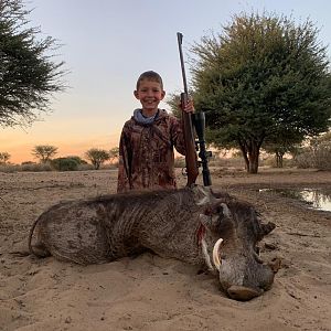 Hunt Warthog in Namibia