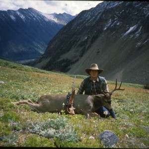 Hunting Buck Canada