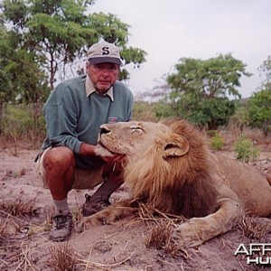 Bela Hidvegi with Lion hunted in Tanzania