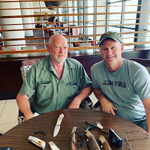 Andre Shoeman custom knife maker in South Africa