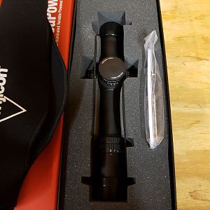 Trijicon Accupower 1-8 Riflescope