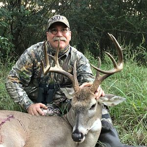 Bow Hunting White-tailed Deer in Texas USA