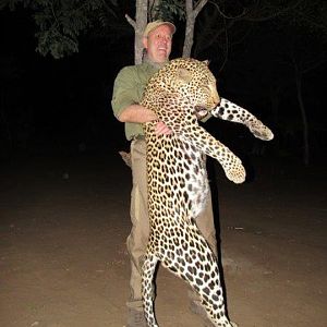 Hunting Leopard in Mozambique