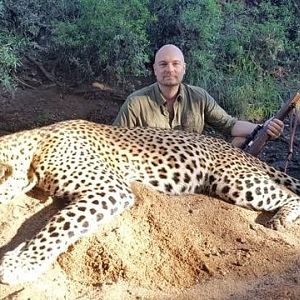 Leopard Hunting Zimbabwe