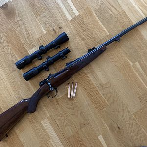 Highland stalker 9,3x62 Hunting Rifle & Scopes