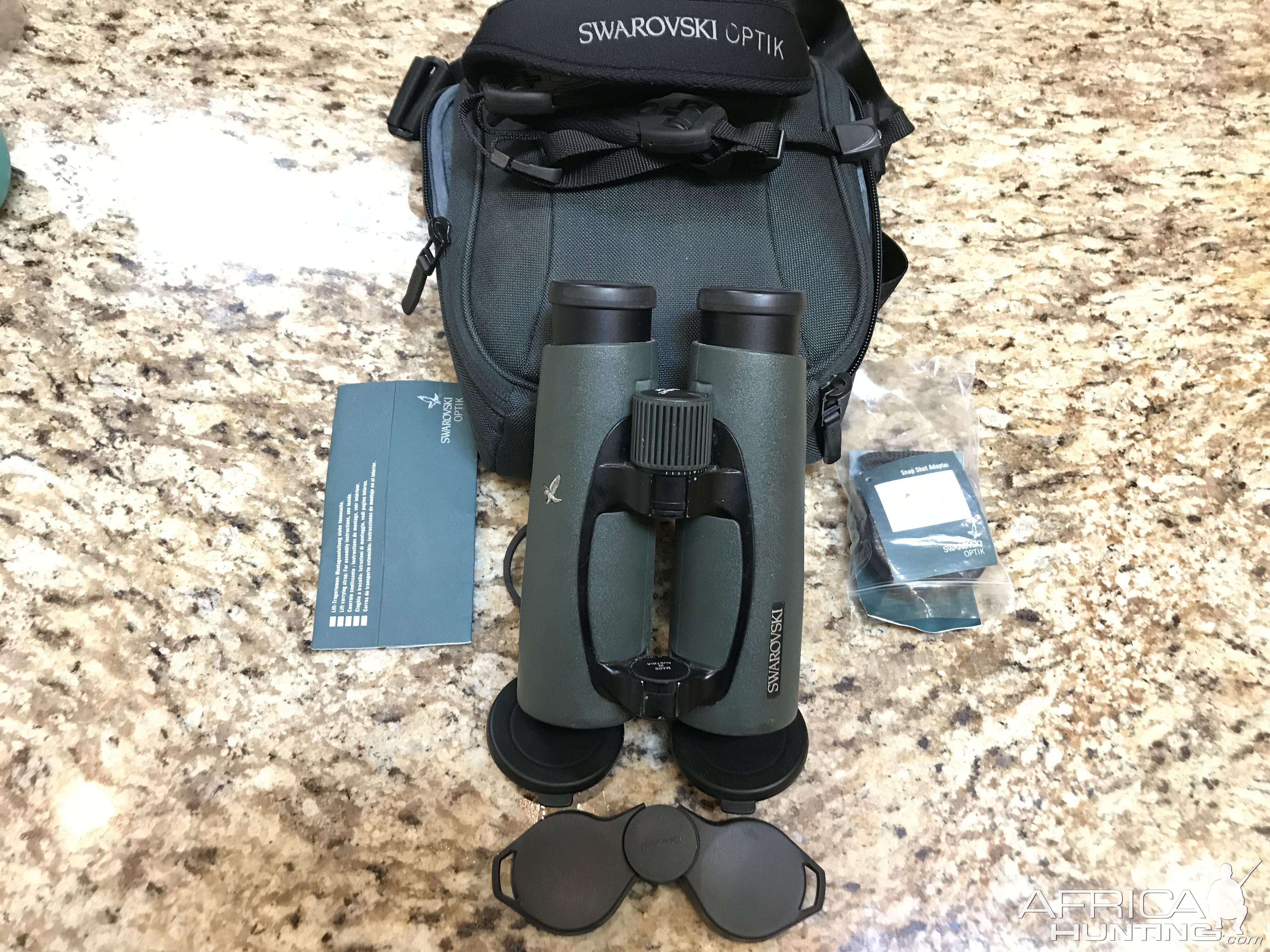 2011 Swarovski 10x42 EL SV Binoculars