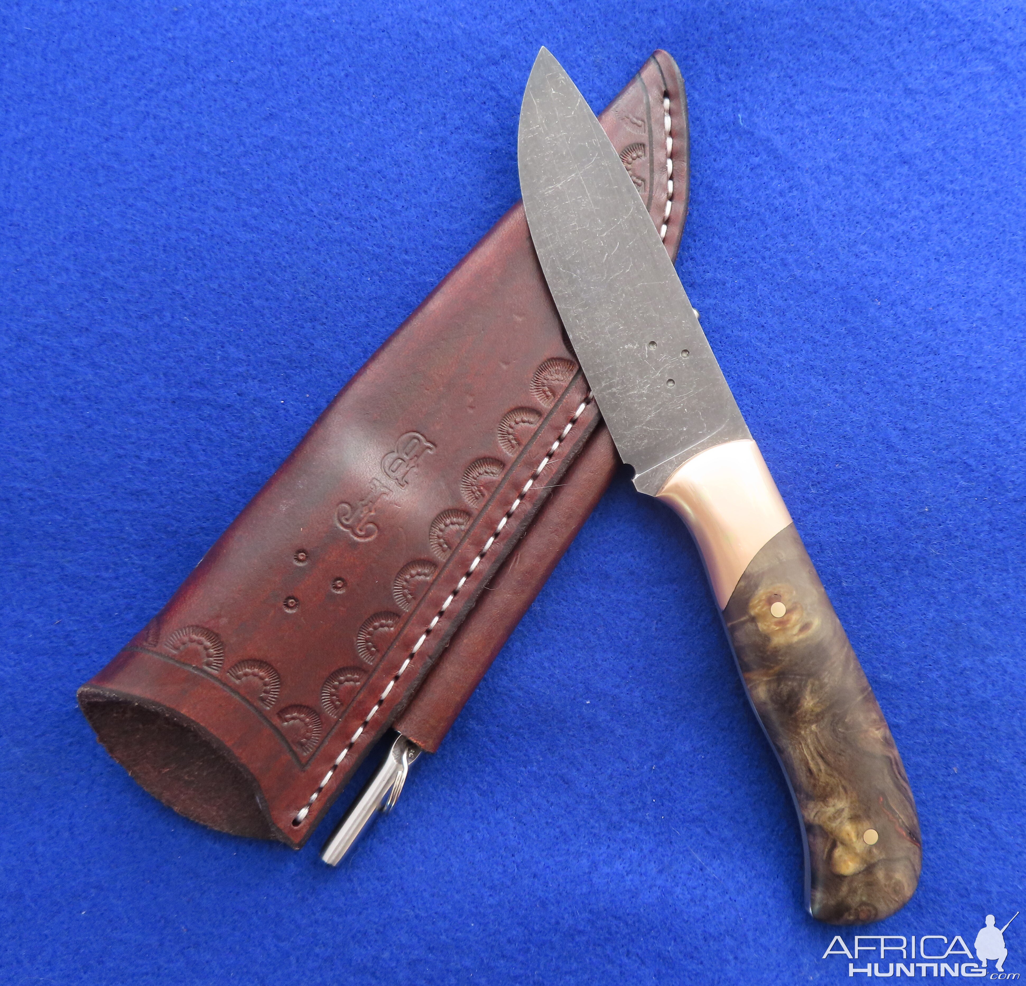 4x4 Hunter Knife