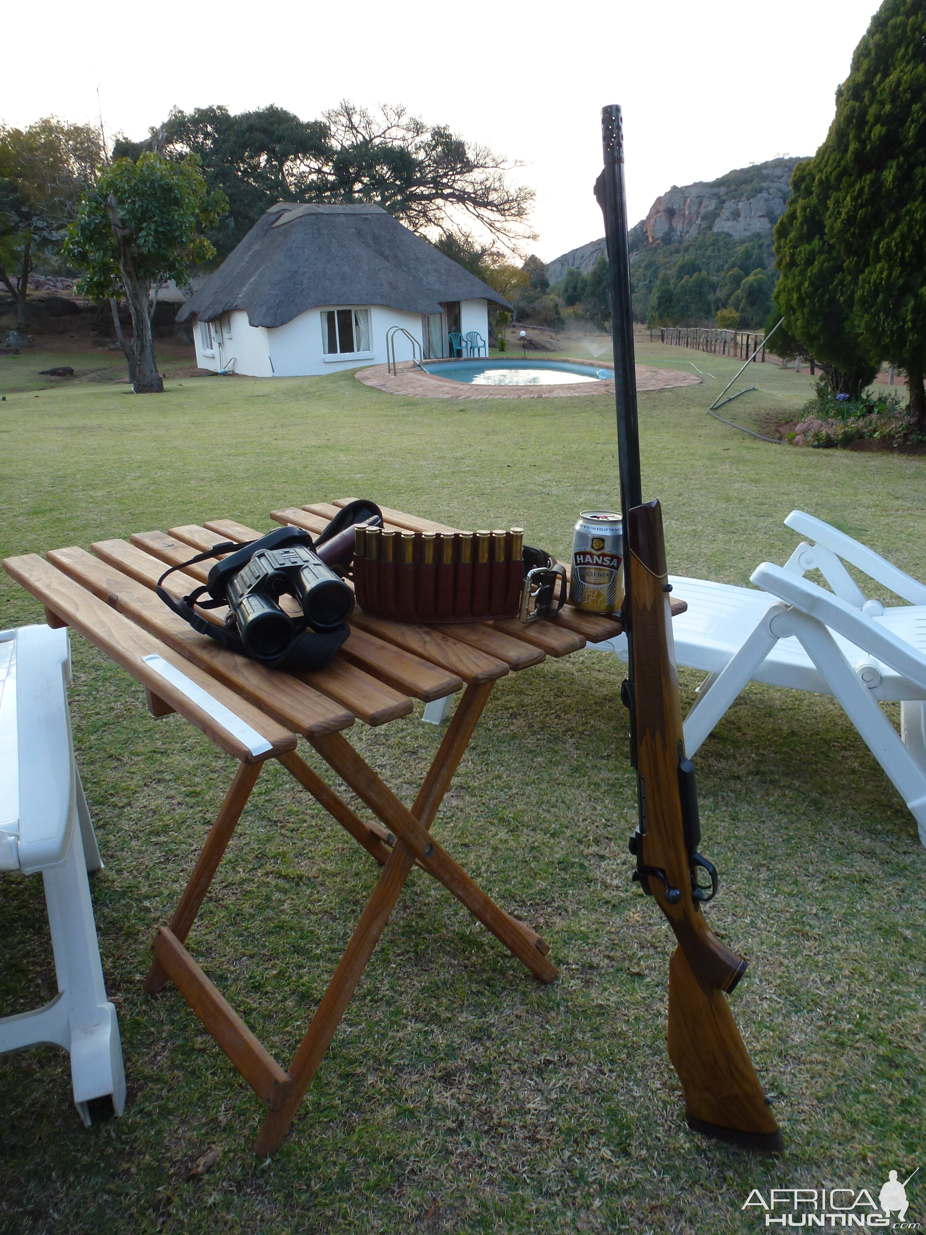 Africa 2015, Drop off my 460 Wby and drink a fresh beer after a dusty day in the bush..