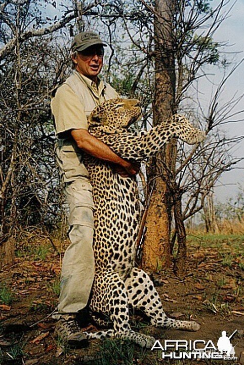 Bela Hidvegi with Leopard hunted in Tanzania