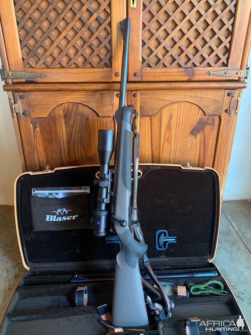 Blaser R8 Rifle with 6.5X55 and 9.3X62 barrels