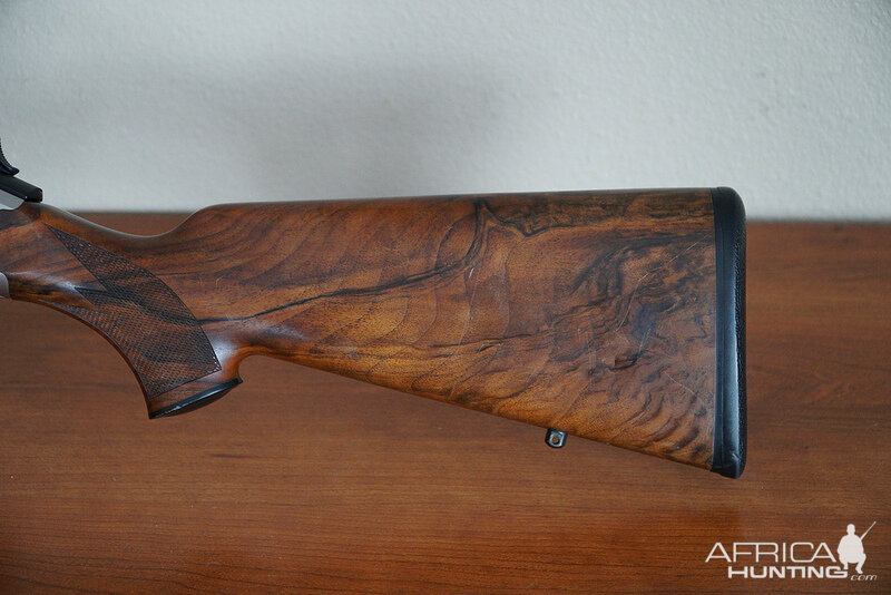 Blaser R93 Luxus .375 H & H Rifle