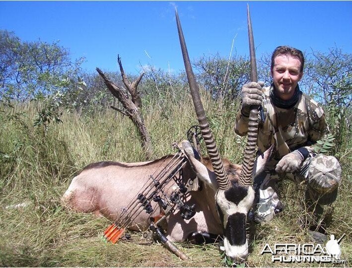 Bowhunting Oryx