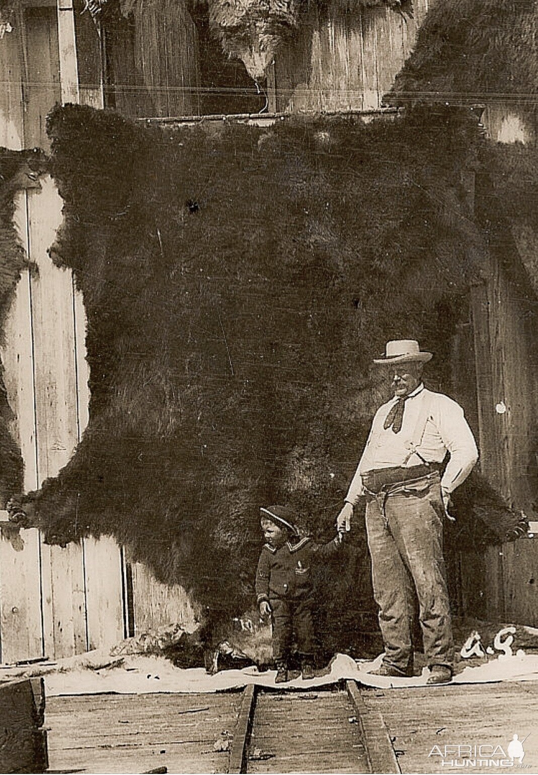 Brown Bear Hunt Sandy Point Alaska 1910