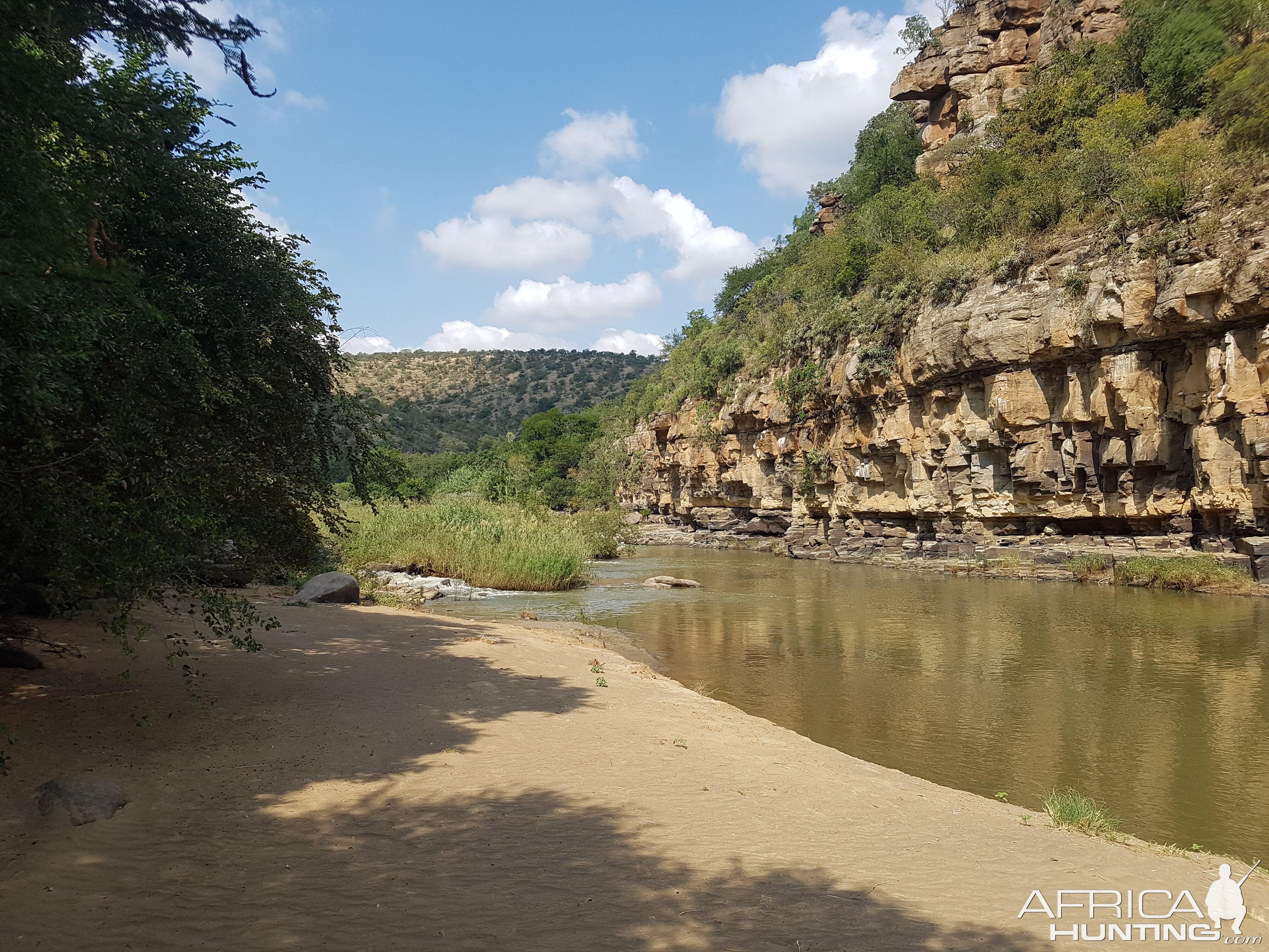 Camp situated on the banks of the Bushmans River