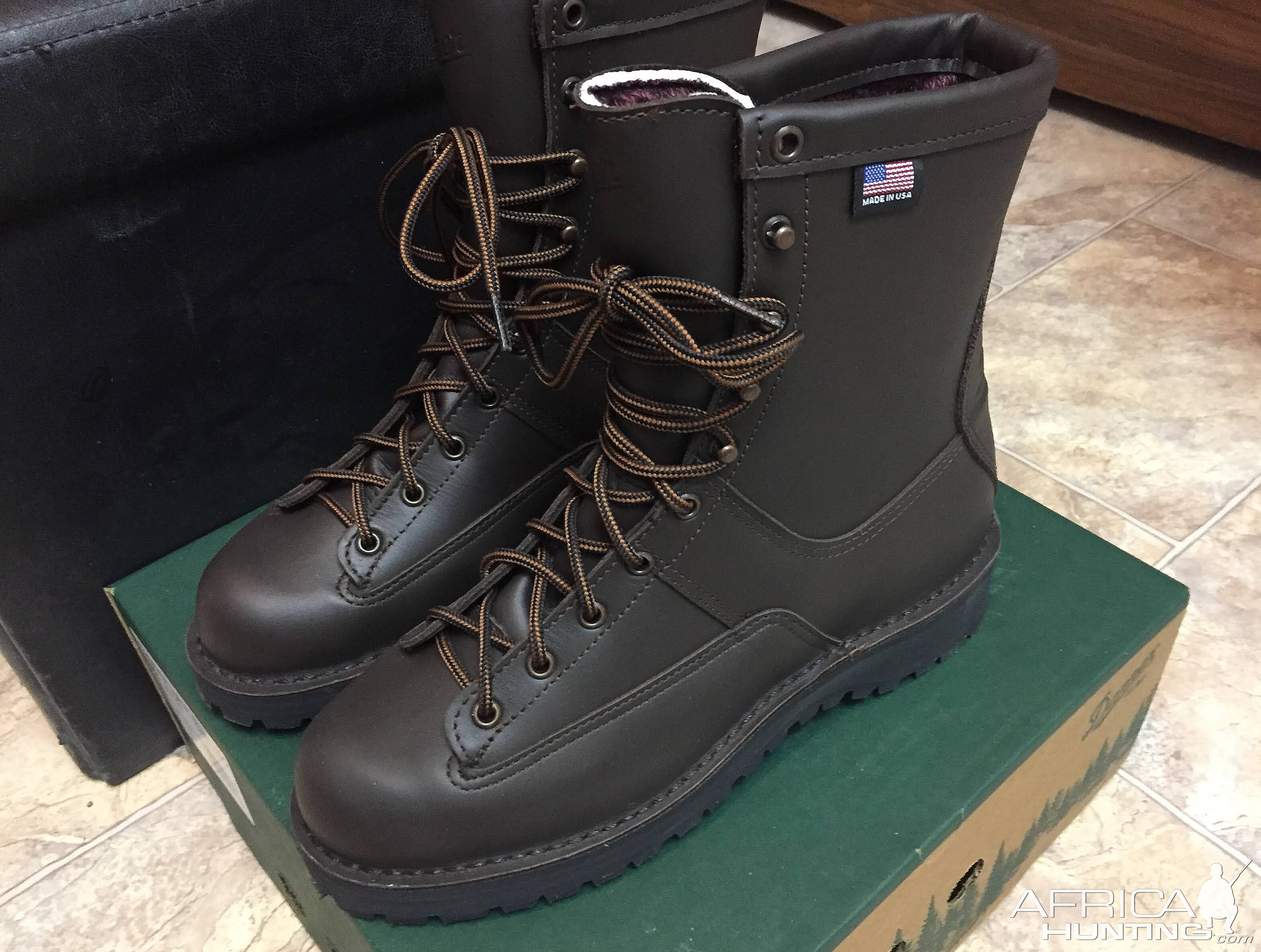Danner Hunting Hood Winter Light Boots | AfricaHunting.com