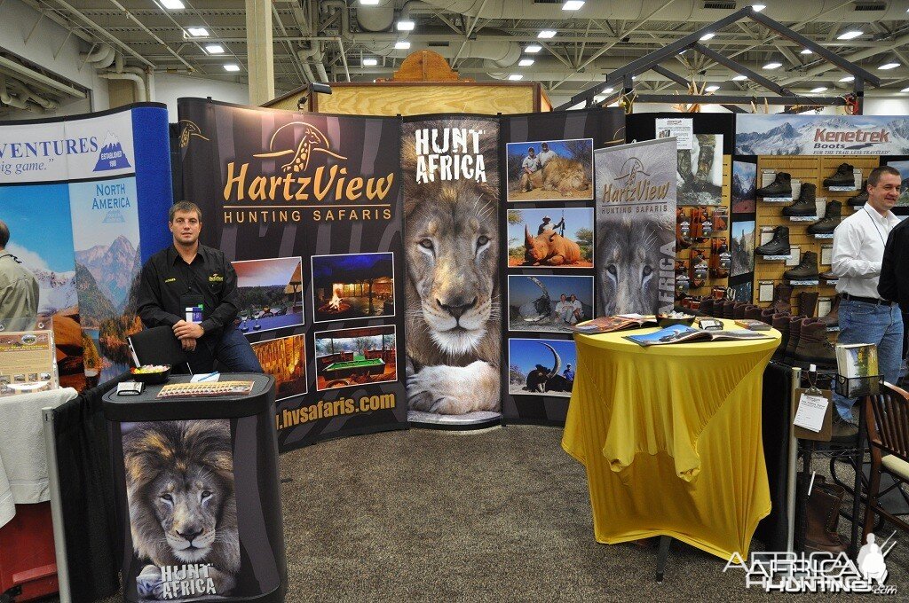 dallas safari club booths