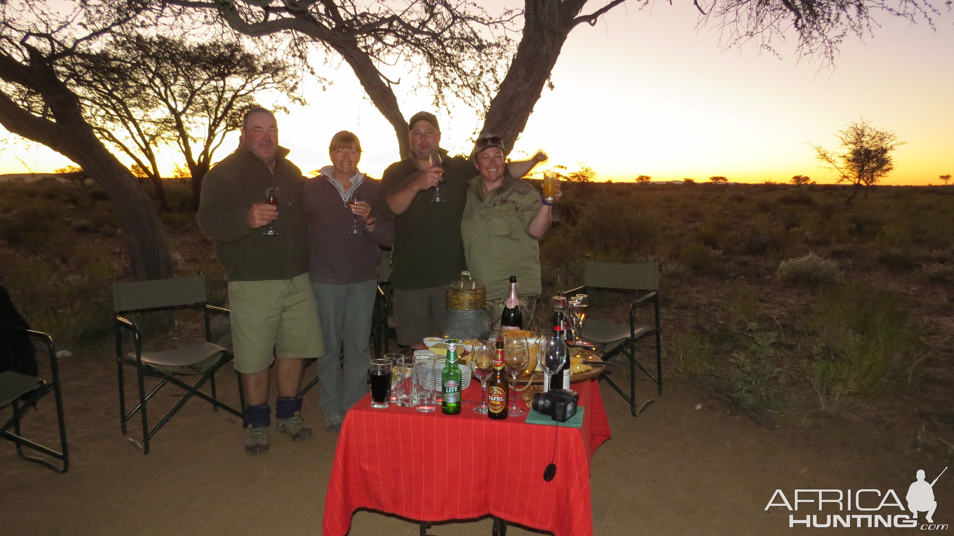 Having Sundowners