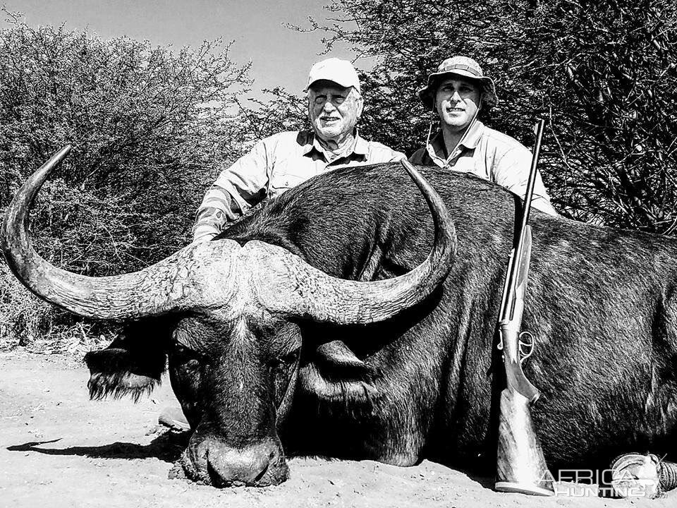 Hunt Cape Buffalo in South Africa