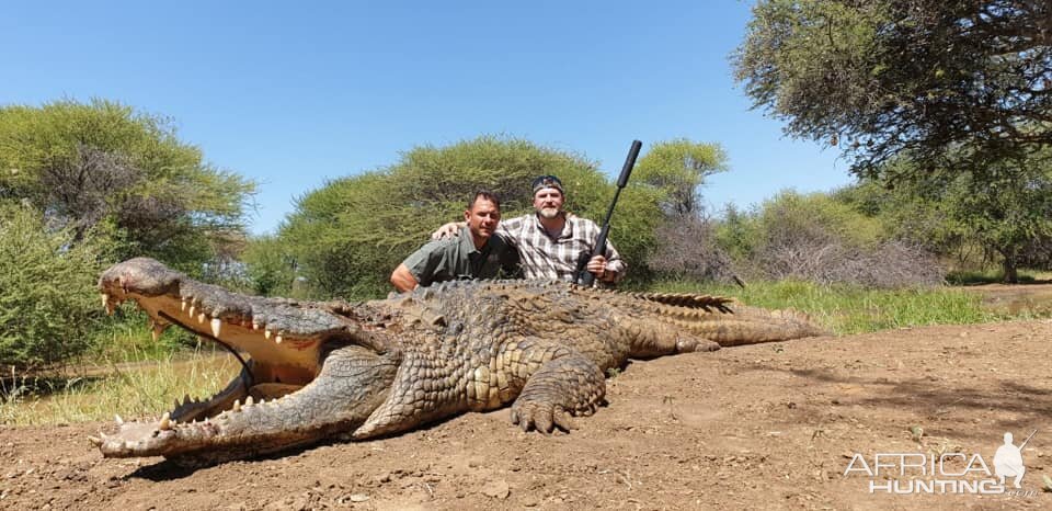 Hunt Crocodile in South Africa