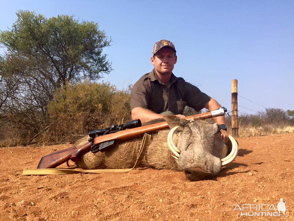 Hunt South Africa Warthog
