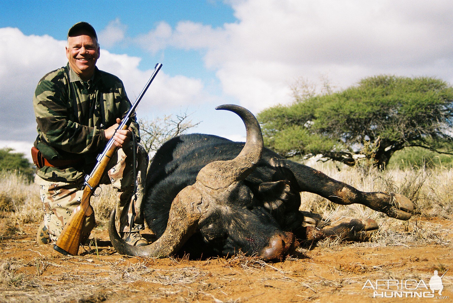 Hunting Buffalo with Wintershoek Johnny Vivier Safaris in SA