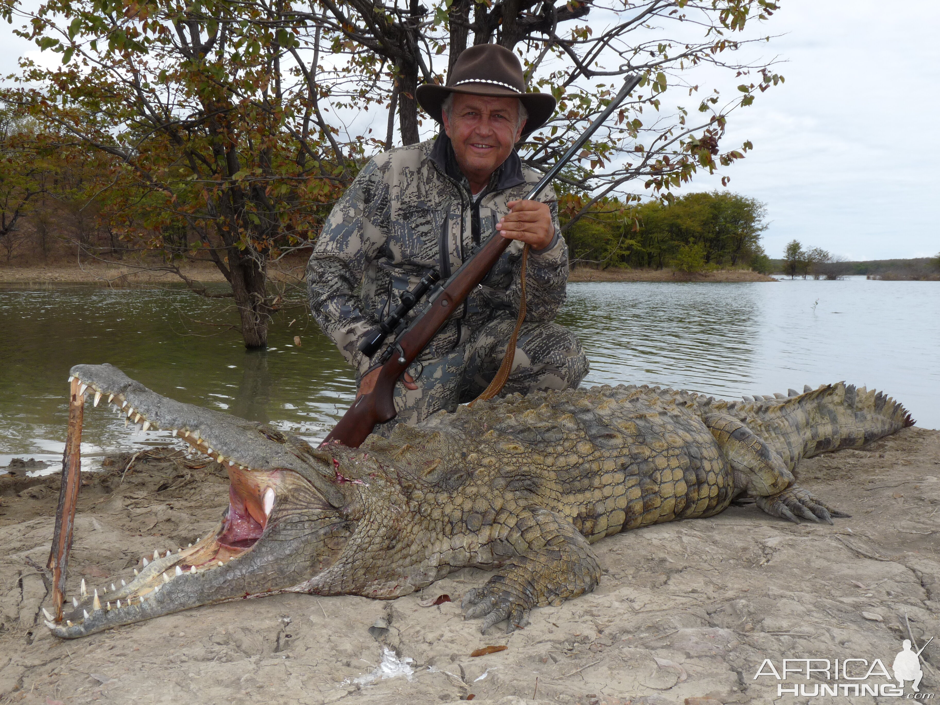 Hunting Crocodile with Wintershoek Johnny Vivier Safaris in SA