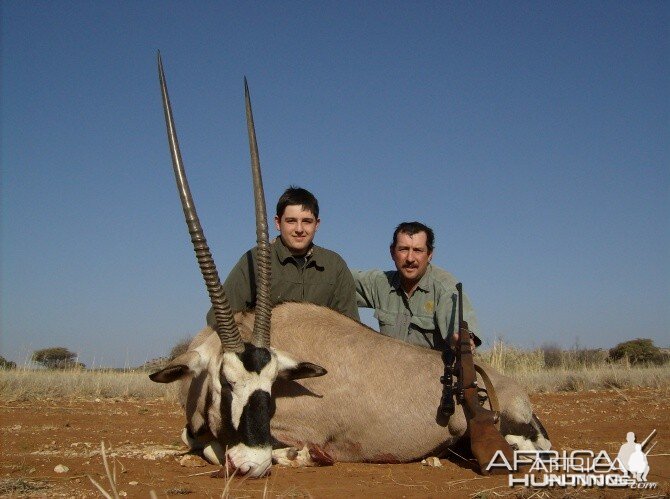 Hunting Gemsbok 40 inch Bull