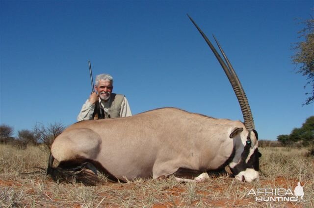 Hunting Gemsbuck with Wintershoek Johnny Vivier Safaris in SA