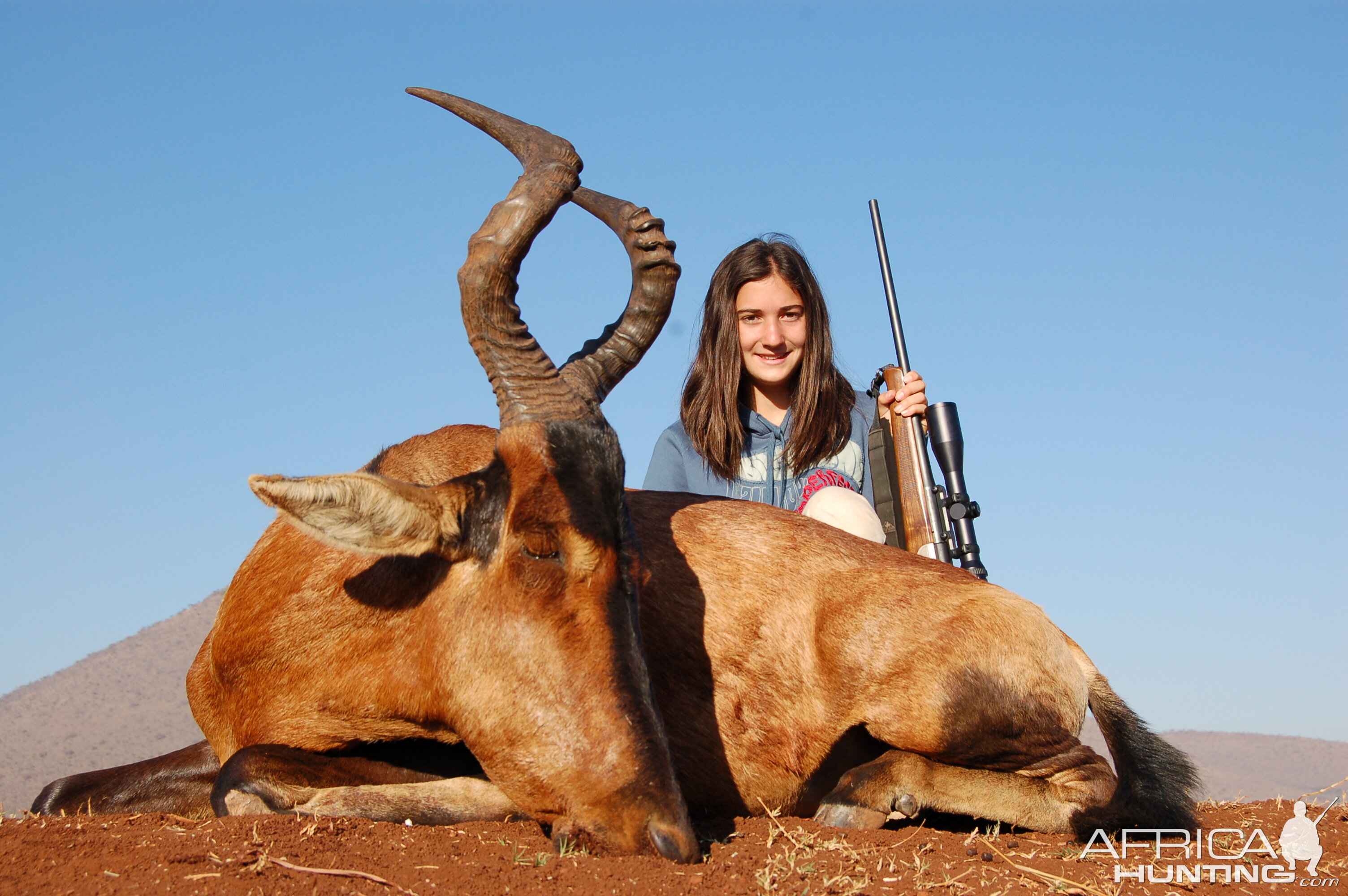 Hunting Red Hartebeest with Wintershoek Johnny Vivier Safaris in SA