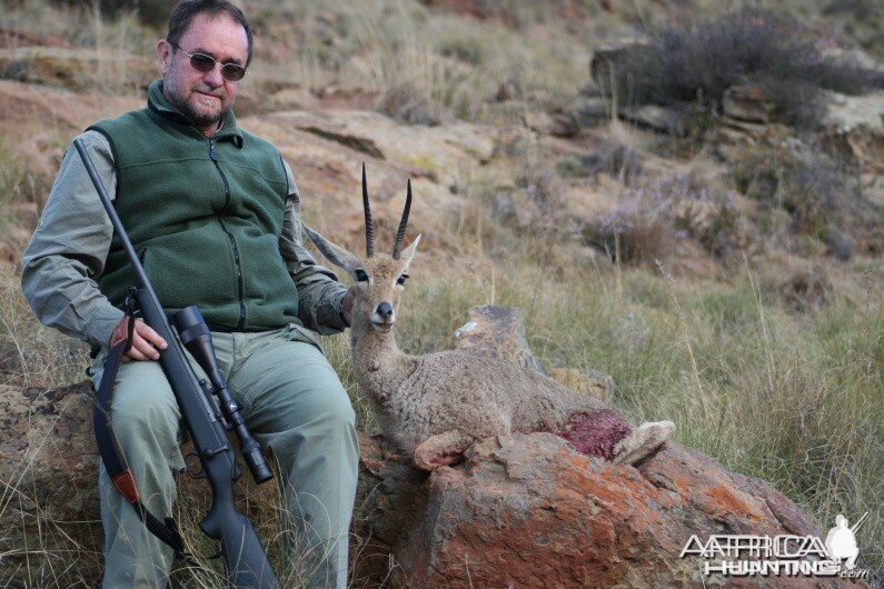 Hunting Vaal Reedbuck