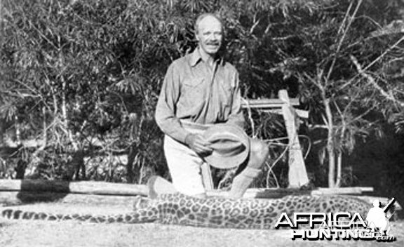 Jim Corbett with Panar Man-eater