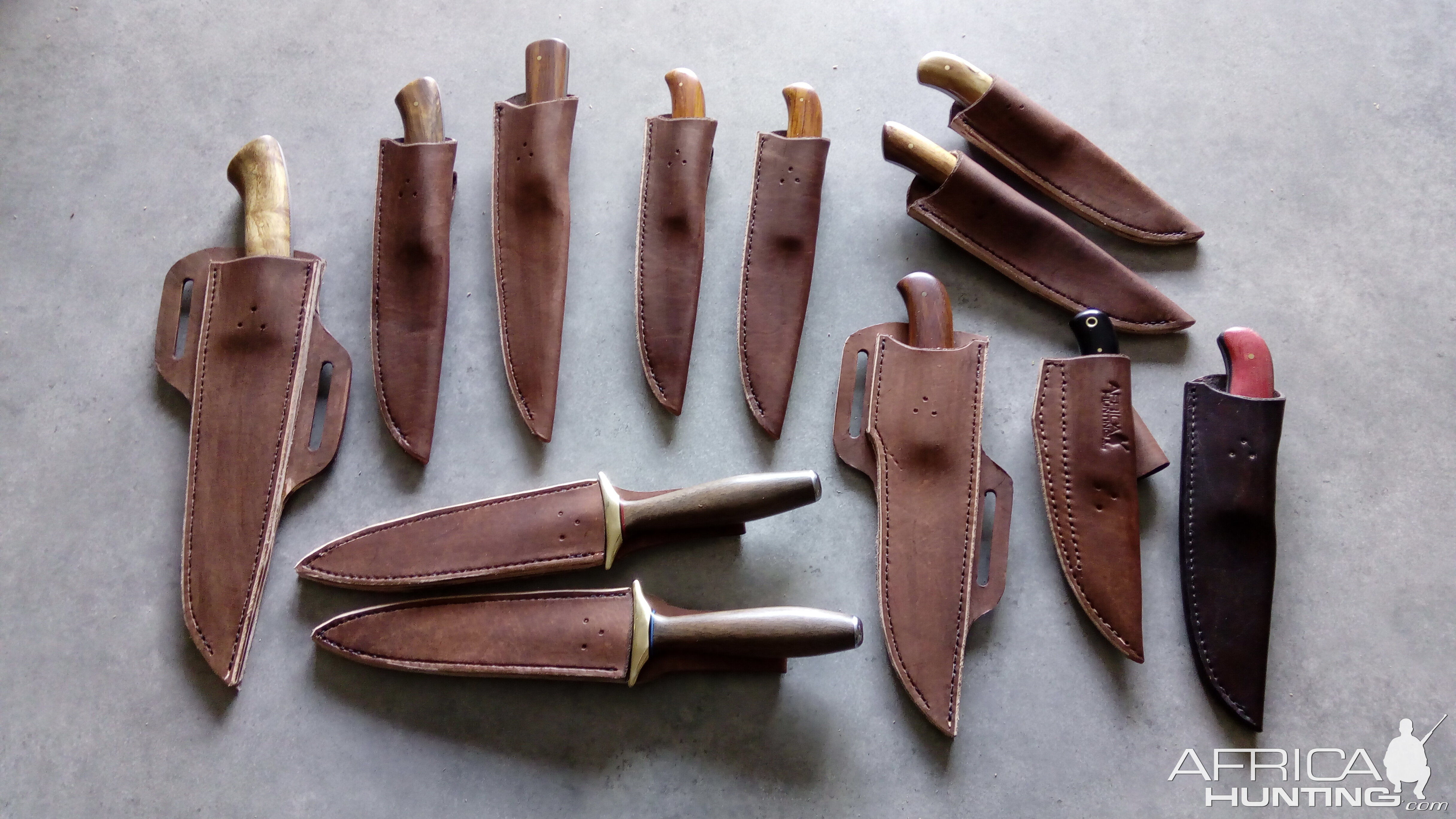 Knives & Sheaths