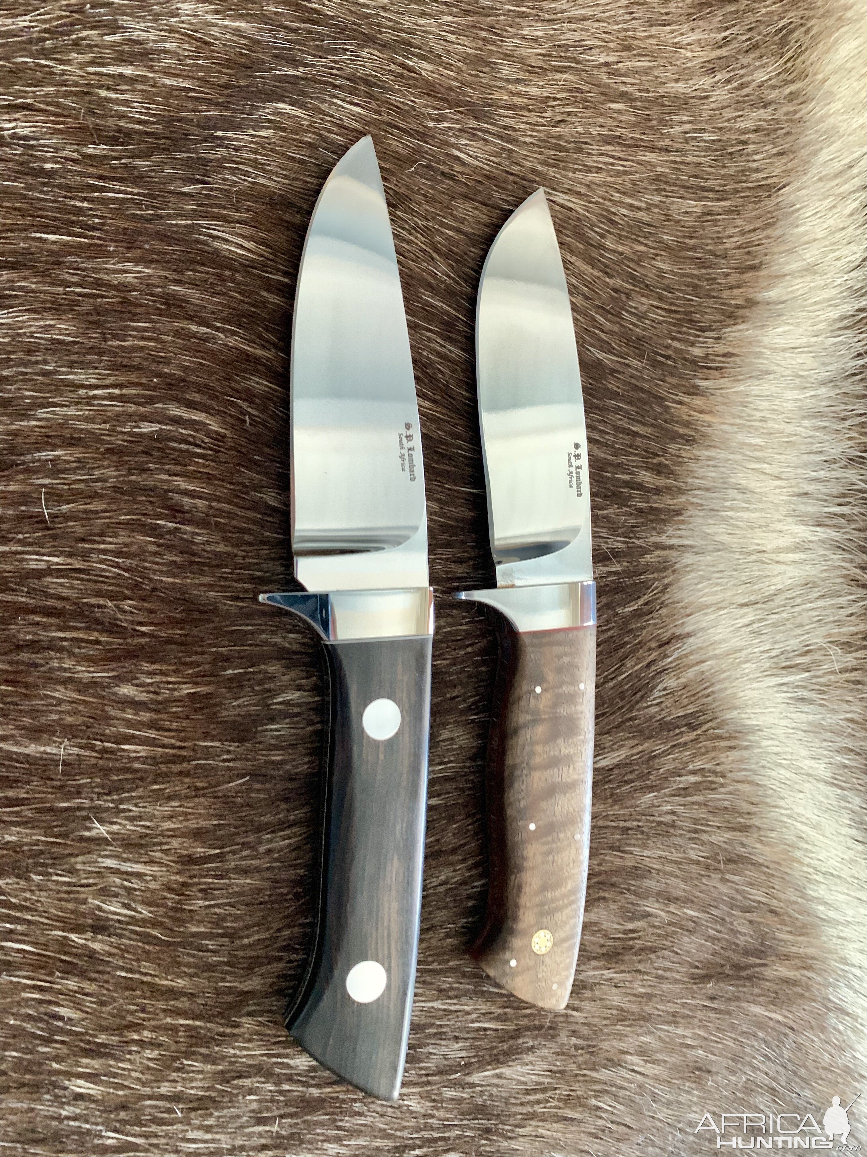 Knives with Walnut & African black wood scales