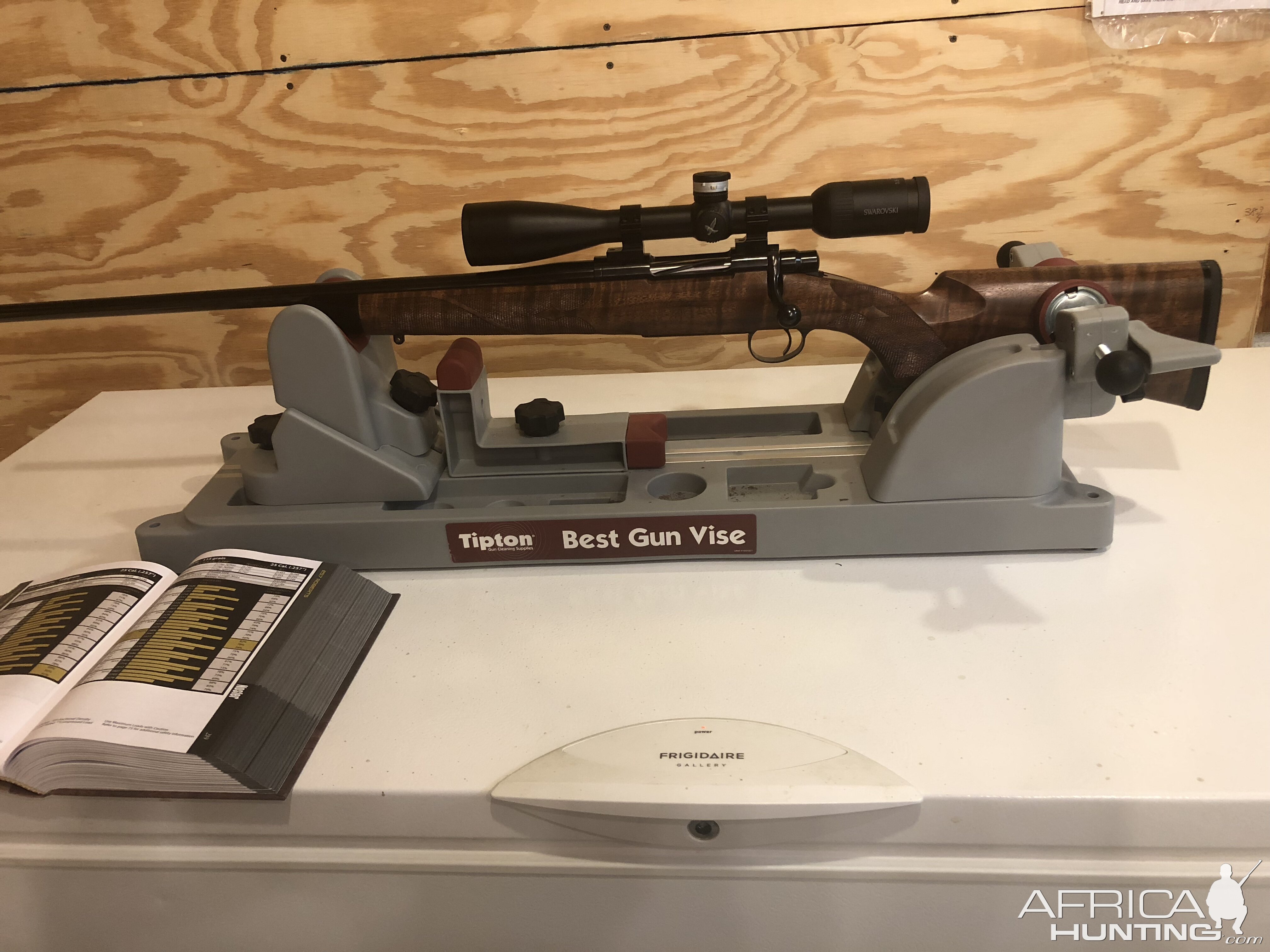 Left Handed Cooper Model 54 Rifle in 257 Roberts