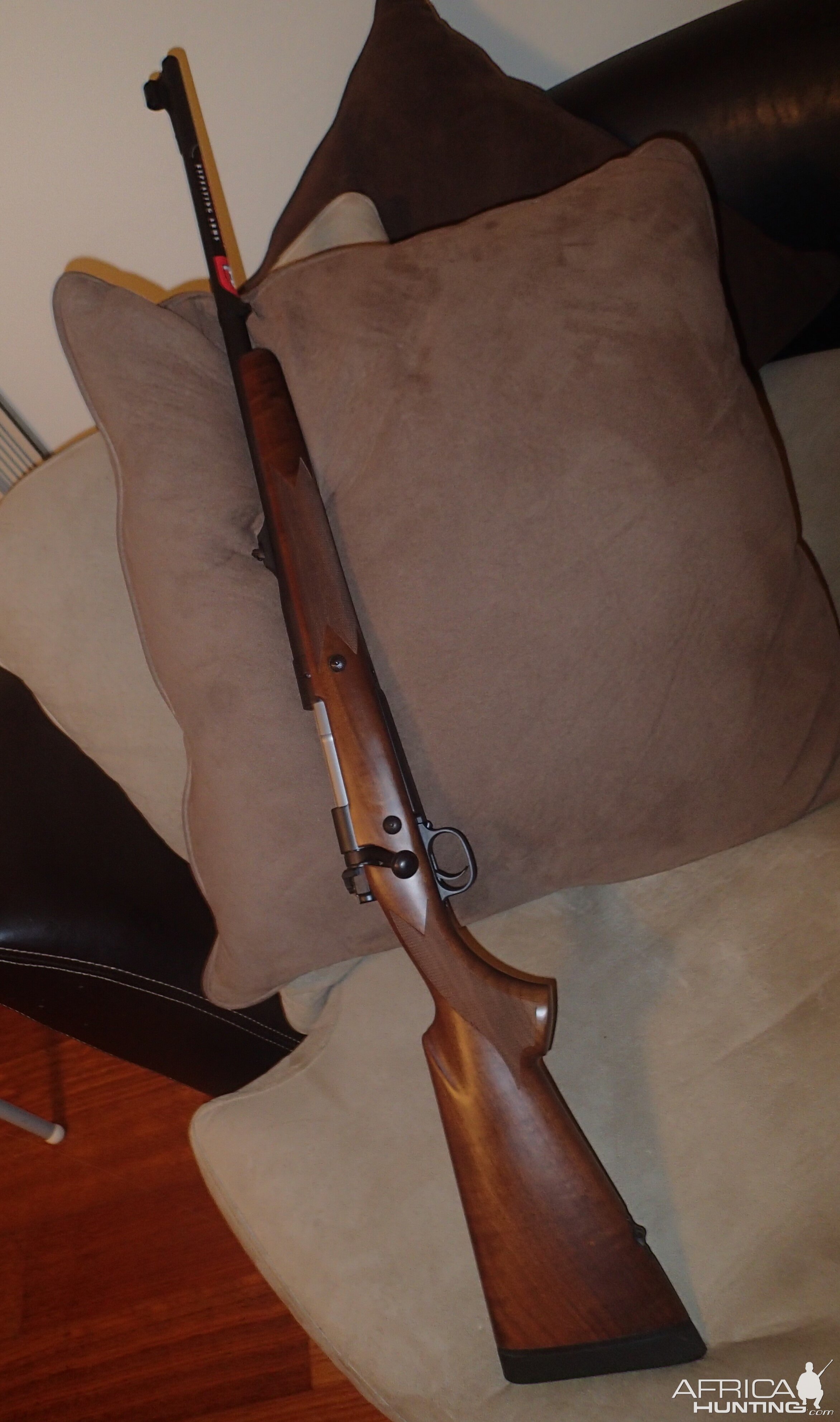 Model 70 Safari in 375H&H Rifle