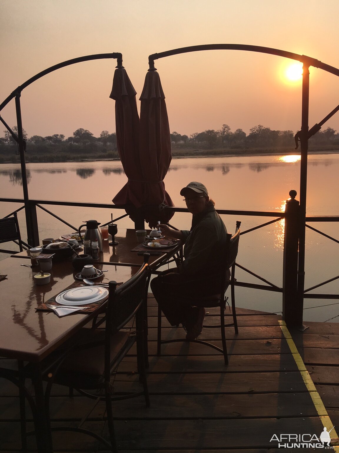 Okavango in the Caprivi having breakfast