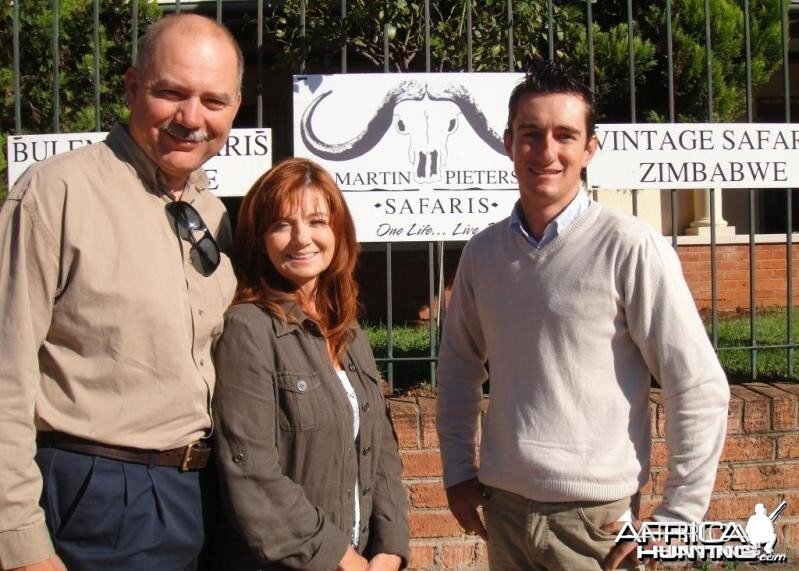 Our departing picture in front of Martinâ€™s office