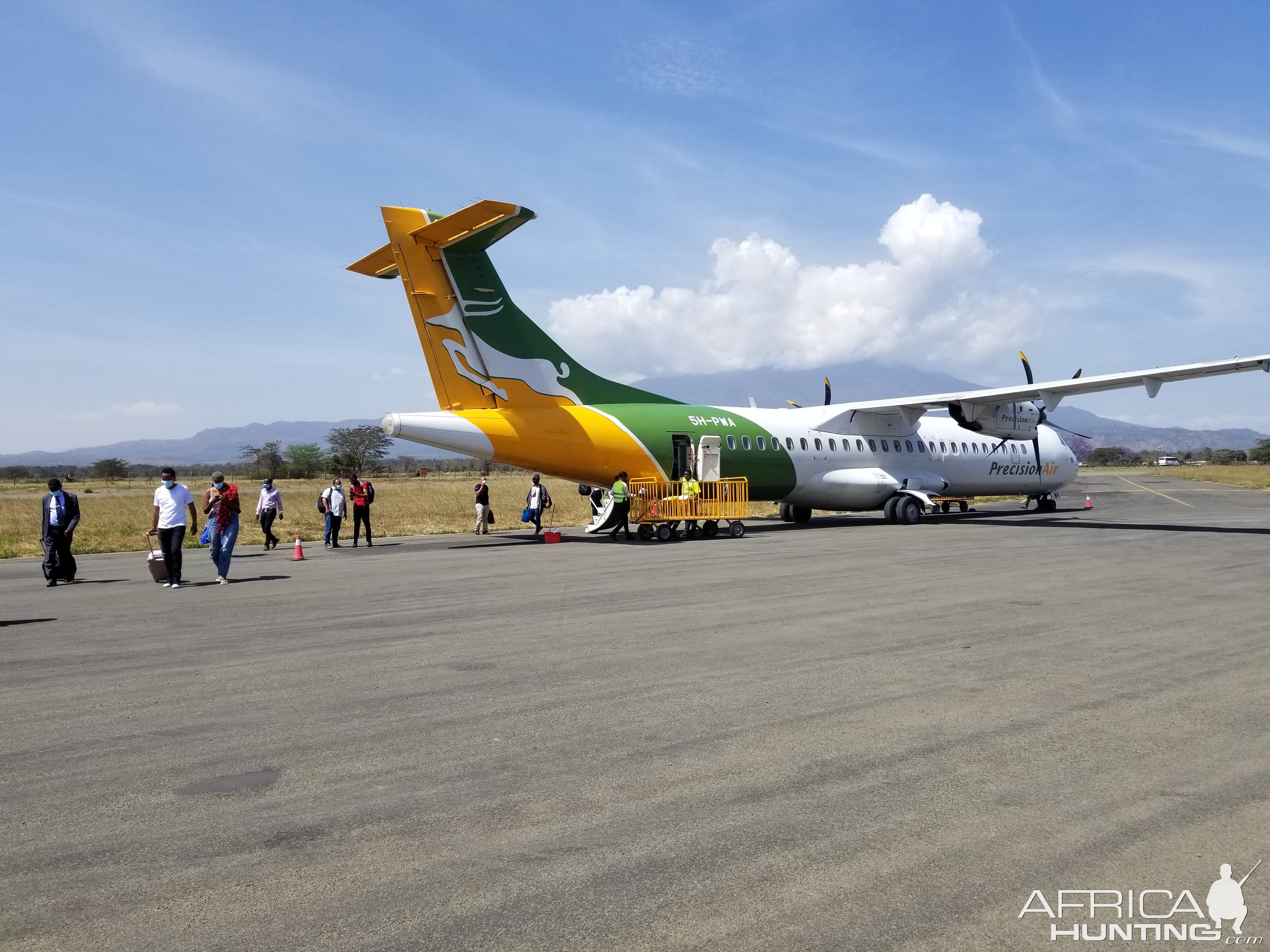 Precision Air Flight To Arusha Via Zanzibar