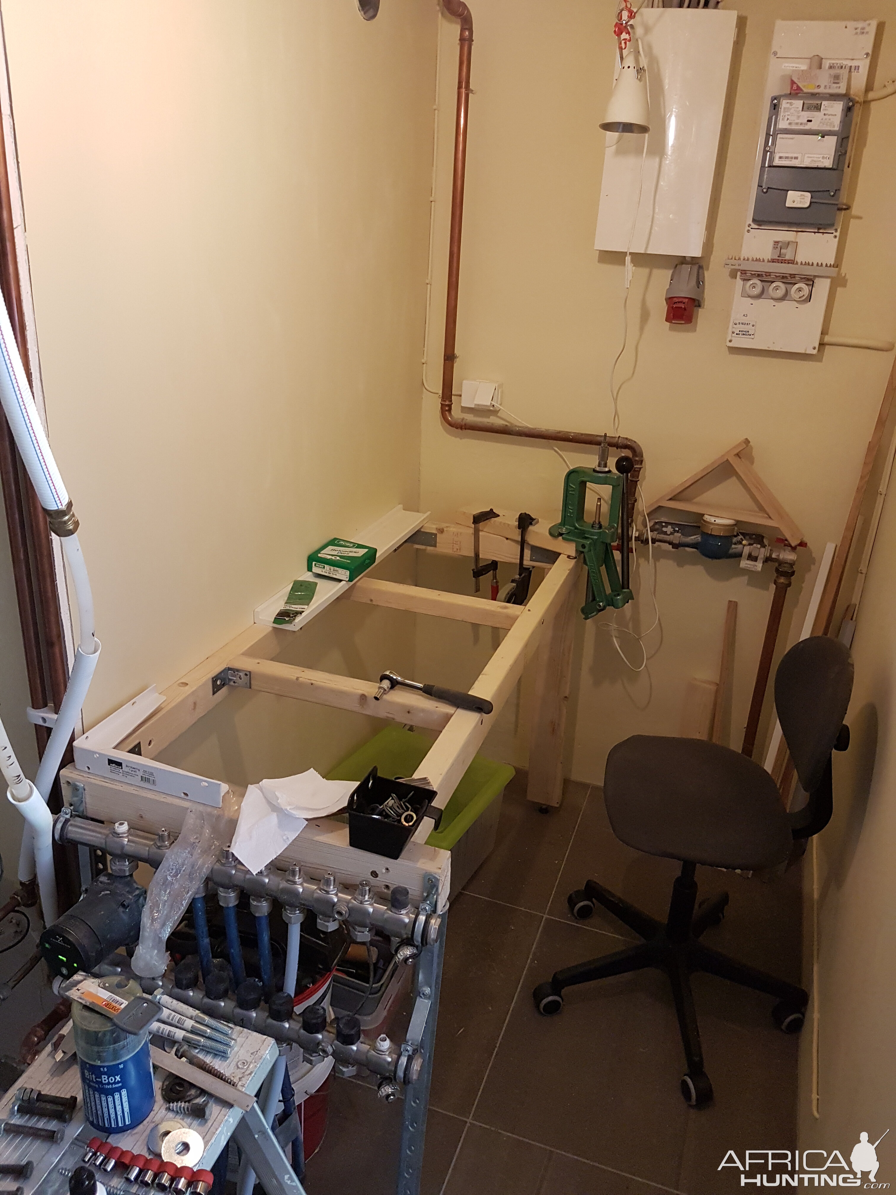 Reloading  Room