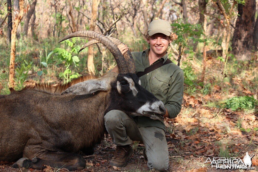 Roan Antelope hunt with CAWA in CAR