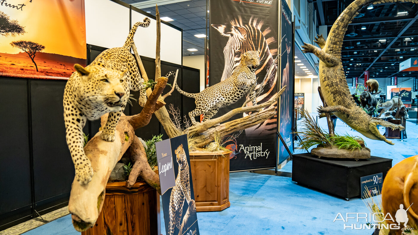 safari club international trophy hunting