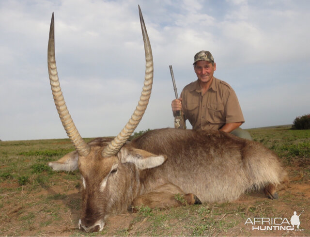 South Africa Hunt 34" Inch Waterbuck