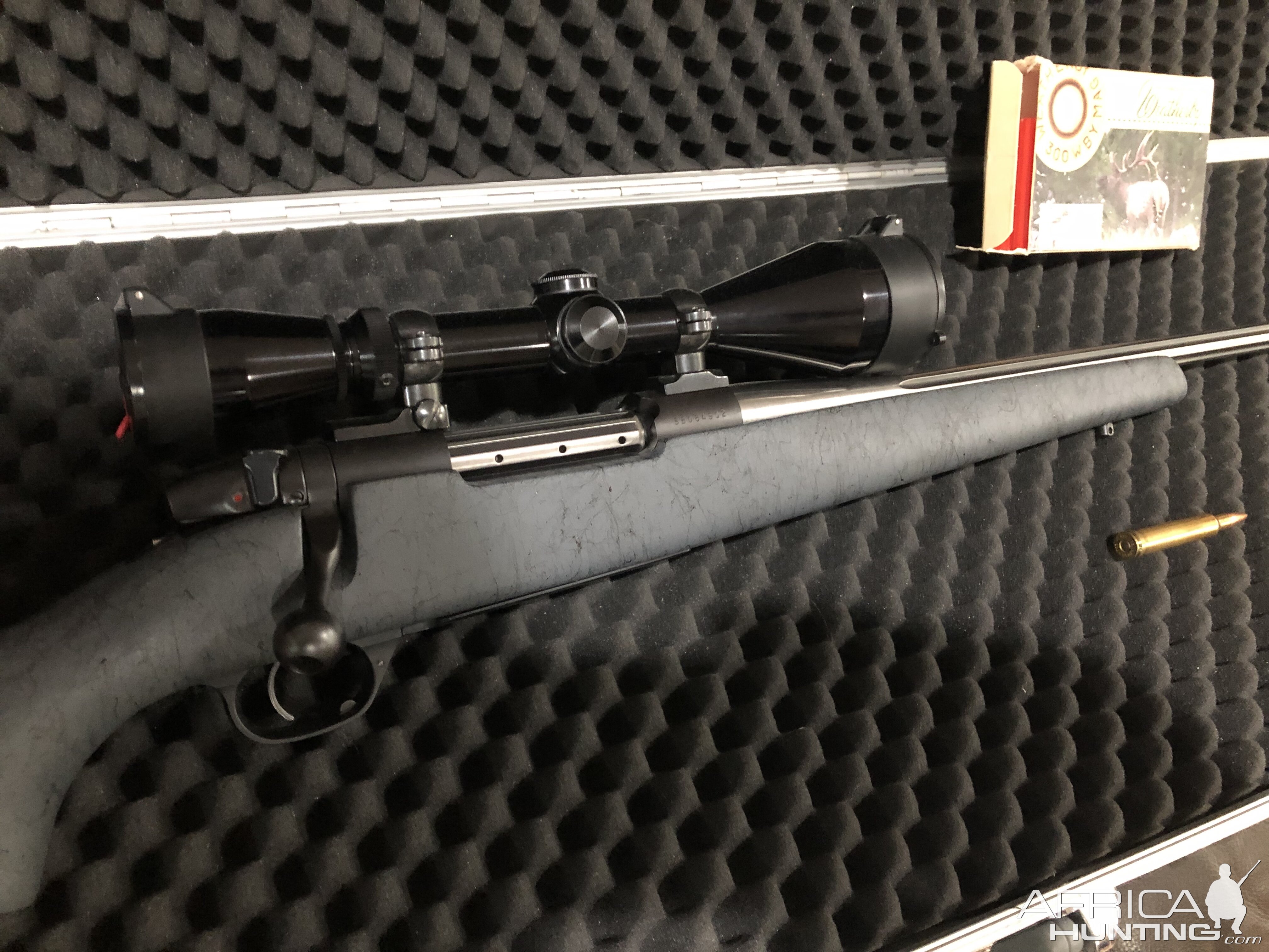 Weatherby Mark 5 Ultra Lightweight 300 Weatherby Magnum Rifle